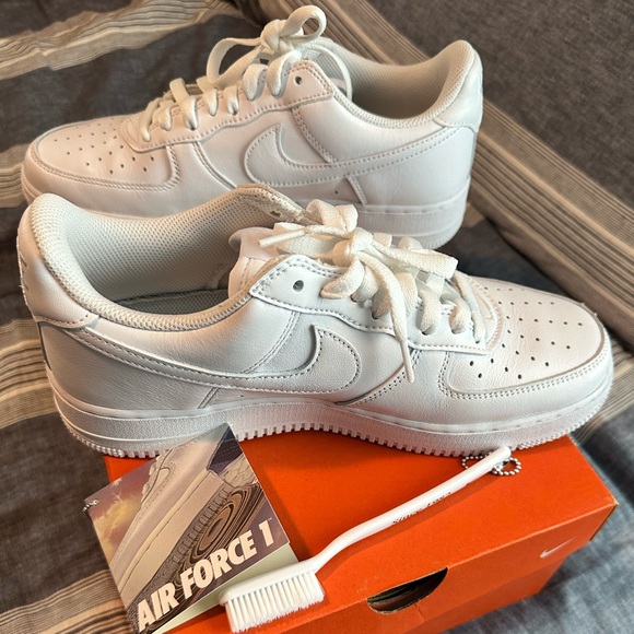 Nike Air Force 1 ‘Color of the Month’ White LIKE NEW - Picture 9 of 13